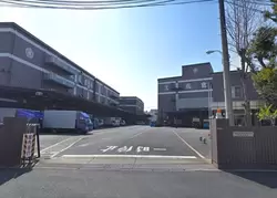 東京都足立区千住関屋町の倉庫